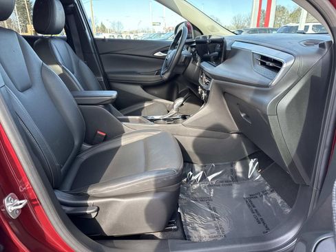 Used 2024 Buick Encore GX Sport Touring image 24