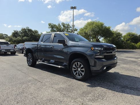 Used 2021 Chevrolet Silverado 1500 RST RWD image 2