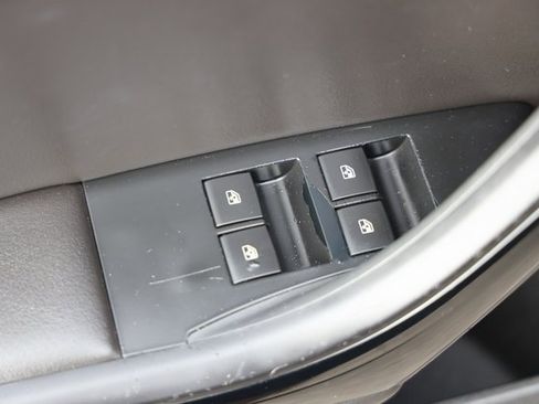 Used 2019 Buick Cascada Sport Touring w/ Dark Effects Package image 21