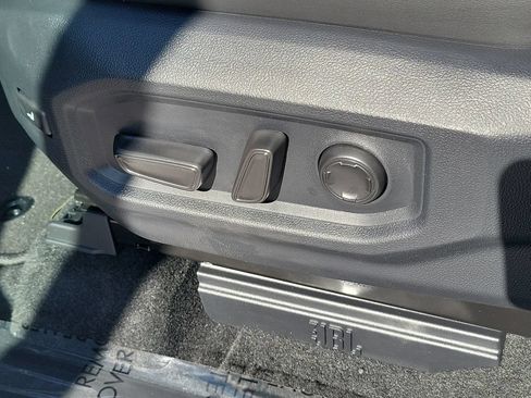 New 2026 Toyota Tundra Platinum AWD/4WD image 22