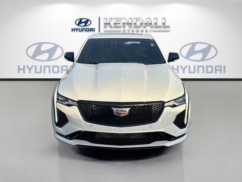 Used 2022 Cadillac CT4 V w/ LPO, ONYX Package image 2