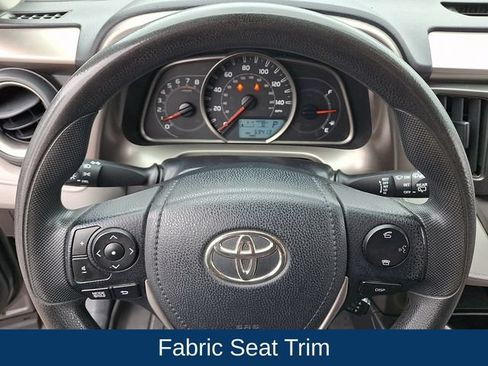 Used 2014 Toyota RAV4 LE AWD/4WD image 4