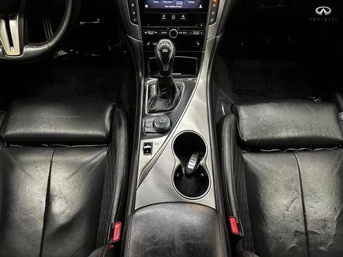 Used 2018 INFINITI Q50 Red Sport 400 w/ Sensory Package (Sport) RWD image 12
