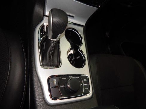 Used 2021 Jeep Grand Cherokee SRT w/ Trailer Tow Group IV image 38