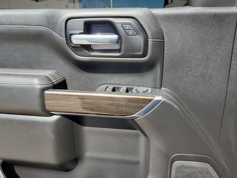 Used 2021 Chevrolet Silverado 1500 LT Trail Boss w/ Bed Protection Package AWD/4WD image 23