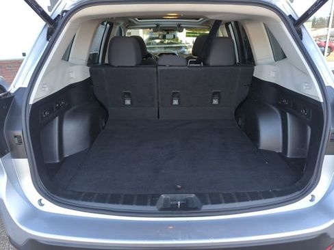 Used 2019 Subaru Forester Premium image 26