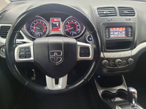 Used 2020 Dodge Journey SE w/ SE Popular Equipment Group FWD image 22