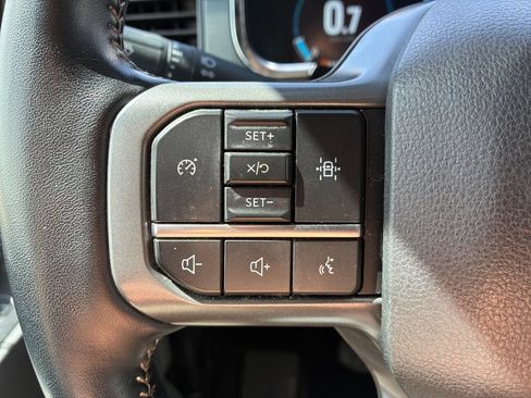 Used 2022 Ford F150 Lariat w/ FX4 Off-Road Package AWD/4WD image 25