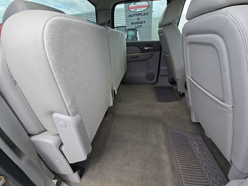 Used 2011 GMC Sierra 1500 SLT w/ SLT Convenience Package AWD/4WD image 15