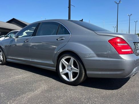 Used 2010 Mercedes-Benz S 550 image 4