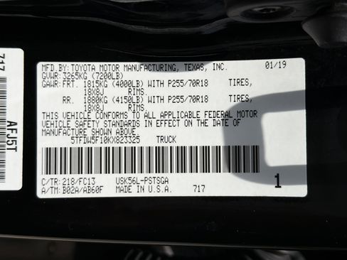 Used 2019 Toyota Tundra SR5 w/ SR5 Upgrade Package AWD/4WD image 34