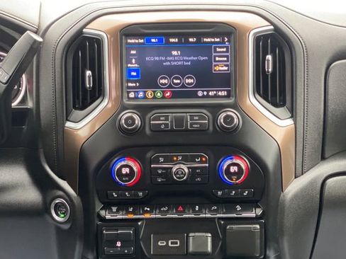 Used 2021 Chevrolet Silverado 2500 High Country w/ Z71 Off-Road Package image 22