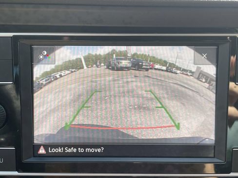 Used 2022 Volkswagen Jetta S FWD image 20