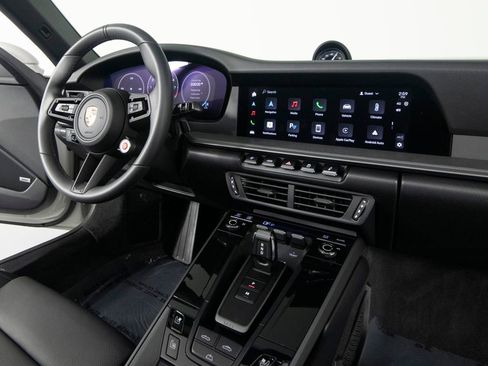 Certified 2025 Porsche 911 Carrera RWD image 35