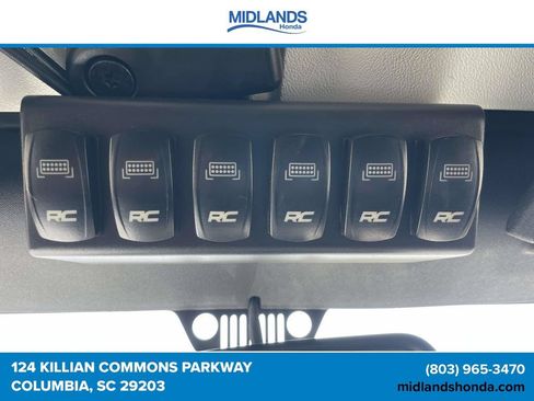 Used 2016 Jeep Wrangler Unlimited Rubicon AWD/4WD image 28