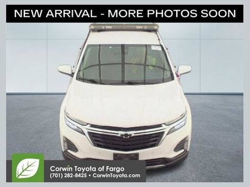 Used 2022 Chevrolet Equinox LT image 1