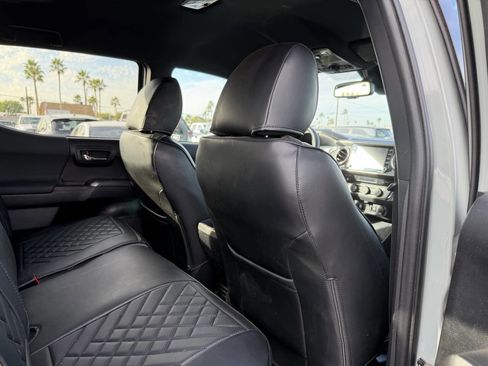 Used 2022 Toyota Tacoma 4x4 Double Cab image 26