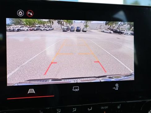 New 2026 GMC Canyon AT4 AWD/4WD image 26