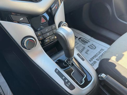 Used 2016 Chevrolet Cruze LS image 24