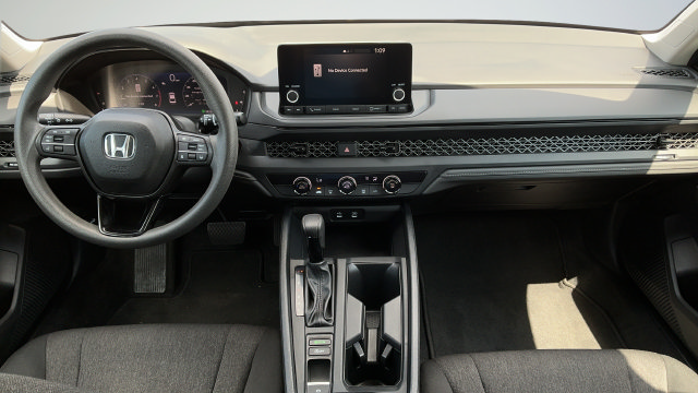 Used 2023 Honda Accord LX image 9