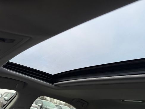 Used 2017 Lexus IS 300 AWD w/ Navigation System Package image 18