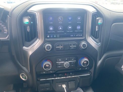 Used 2021 Chevrolet Silverado 1500 LT Trail Boss w/ Bed Protection Package image 12