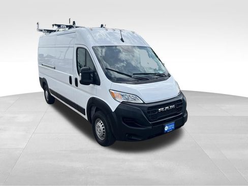 Used 2024 RAM ProMaster 2500 FWD image 9
