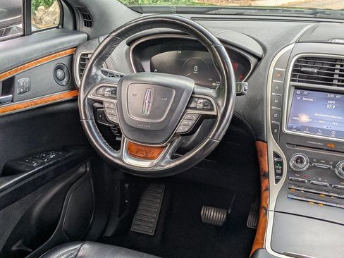 Used 2020 Lincoln Nautilus Reserve w/ Cargo Utility Package image 15