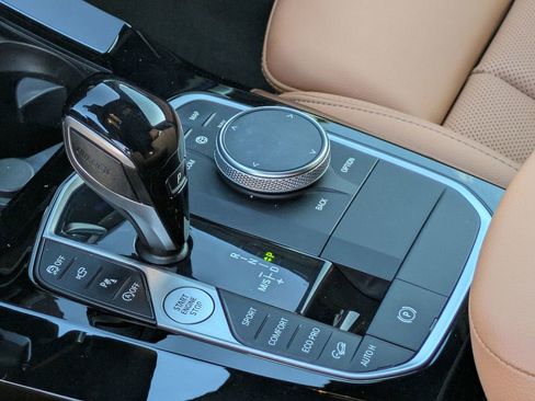 Used 2023 BMW X3 xDrive30i w/ Premium Package image 25