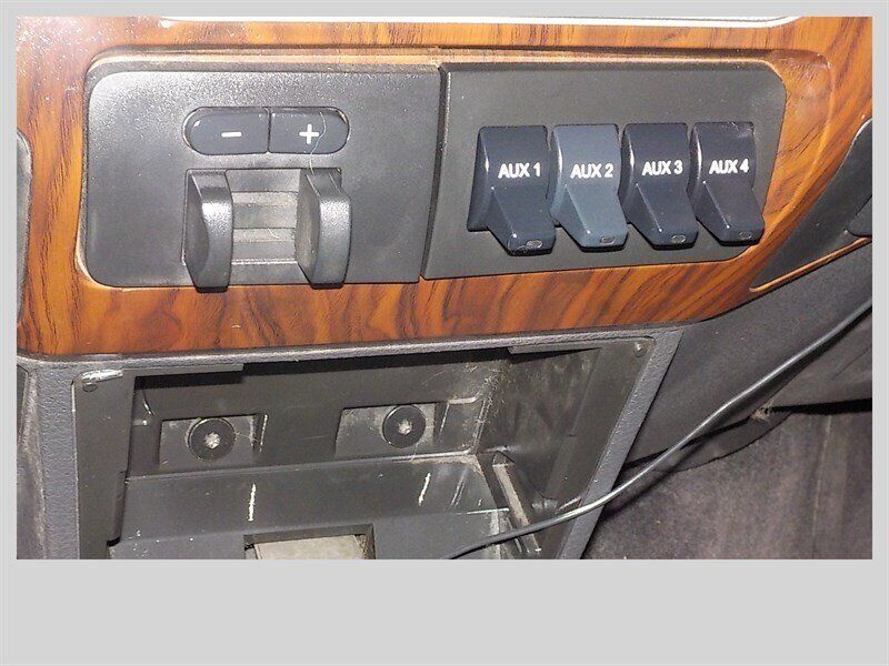 Used 2011 Ford F350 Lariat w/ Lariat Interior Pkg AWD/4WD image 26