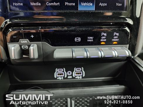 New 2026 RAM 2500 Big Horn AWD/4WD image 73