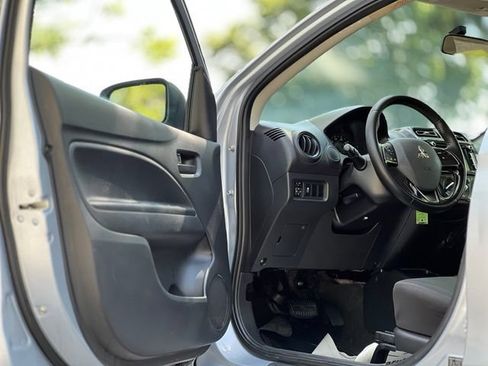 Used 2018 Mitsubishi Mirage G4 ES FWD image 9