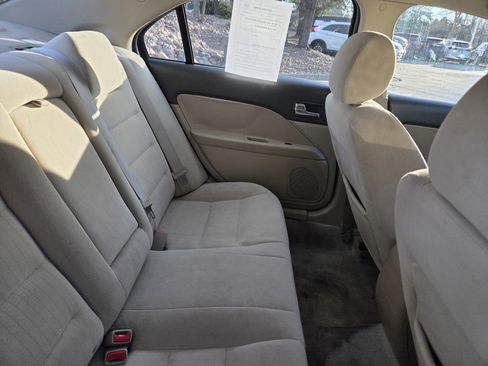 Used 2008 Ford Fusion SE image 17