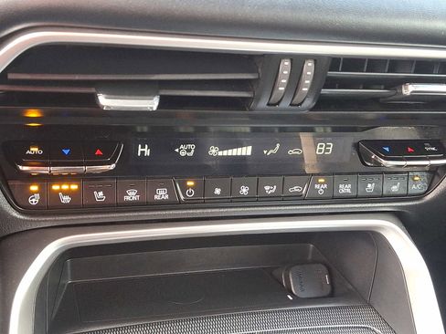 Used 2024 MAZDA CX-90 3.3 Turbo w/ Premium Plus Pkg image 13