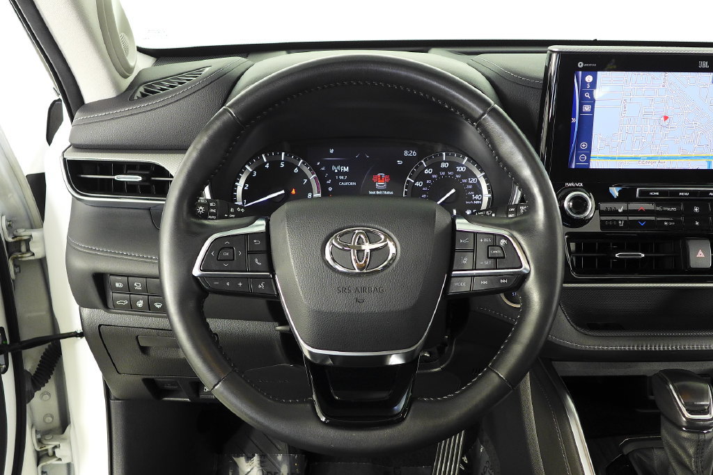Used 2021 Toyota Highlander Platinum AWD/4WD image 28