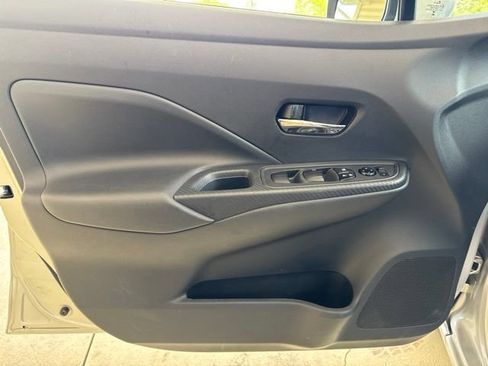 Used 2025 Nissan Versa SV FWD image 14
