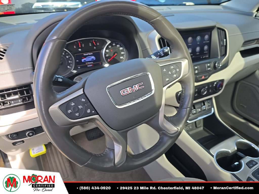 Used 2020 GMC Terrain Denali w/ Denali Premium Package AWD/4WD image 11