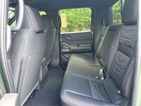 New 2025 Nissan Frontier PRO-4X w/ Black Accent Package AWD/4WD image 24