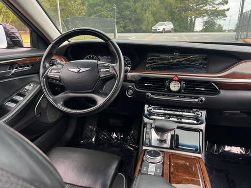 Used 2018 Genesis G90 5.0 Ultimate AWD/4WD image 18