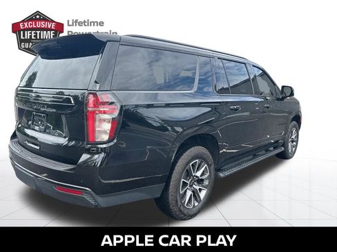 Used 2023 Chevrolet Suburban Z71 w/ Luxury Package AWD/4WD image 6