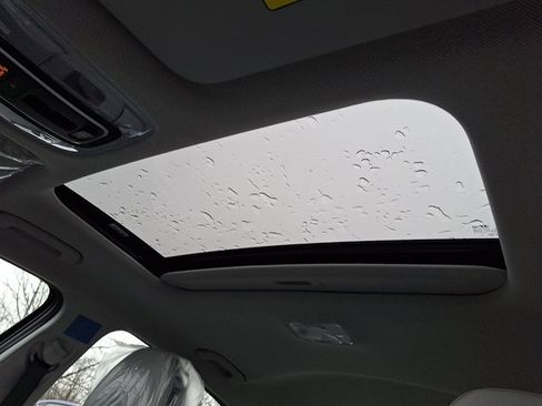 New 2026 Hyundai Elantra Limited image 12