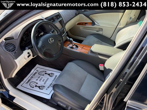Used 2009 Lexus IS 250 RWD image 16