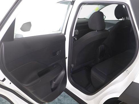 New 2026 Hyundai Kona SE FWD image 24