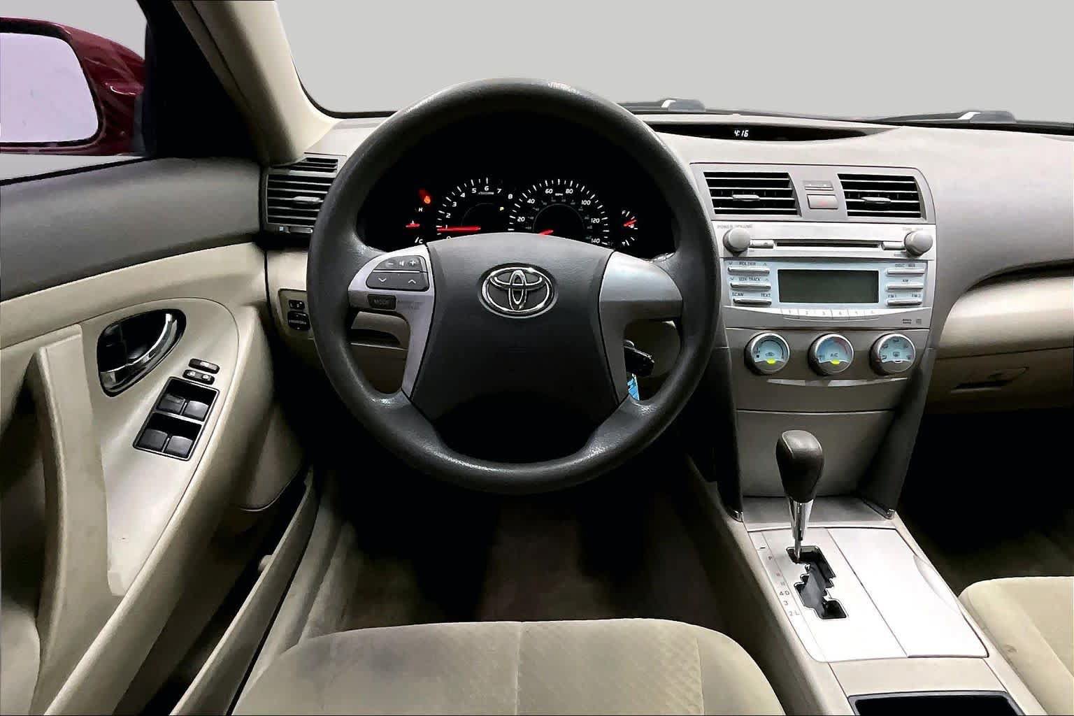 Used 2009 Toyota Camry LE FWD image 5