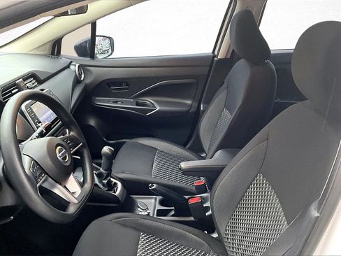 Used 2020 Nissan Versa S image 21