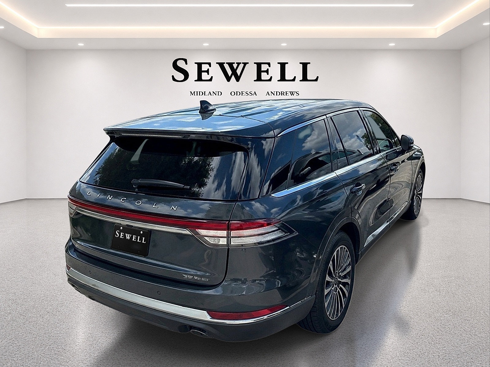 Used 2023 Lincoln Aviator Reserve w/ Equipment Group 201A RWD image 7
