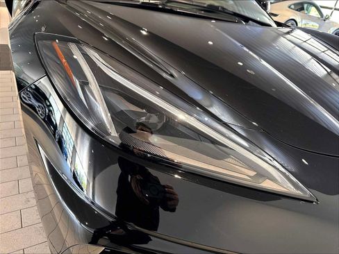 Used 2022 Chevrolet Corvette Stingray Premium Cpe w/ Z51 Performance Package RWD image 15