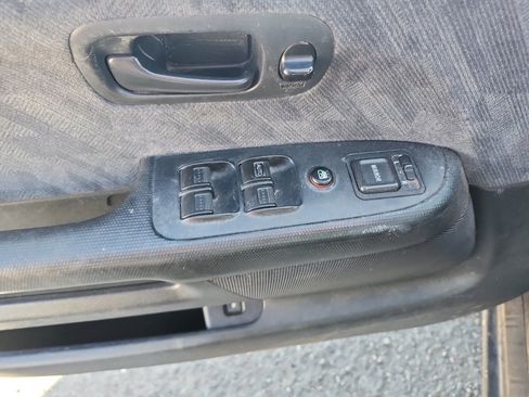 Used 2004 Honda CR-V EX image 17