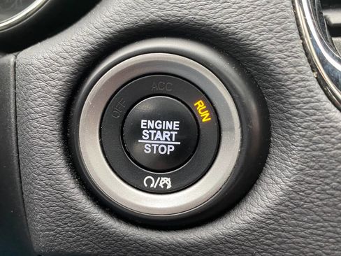 Used 2018 Dodge Durango R/T image 36