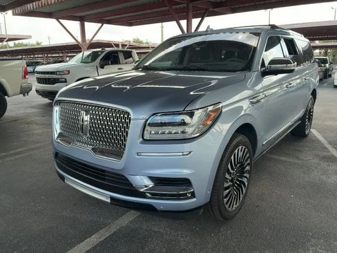 Used 2020 Lincoln Navigator L Black Label w/ Cargo Convenience Package image 1